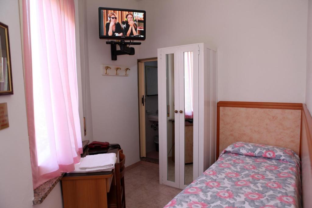 Hotel Parigi Rimini Room photo