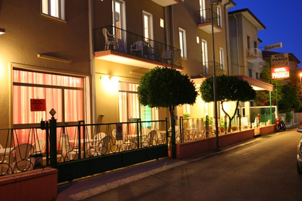Hotel Parigi Rimini Exterior photo